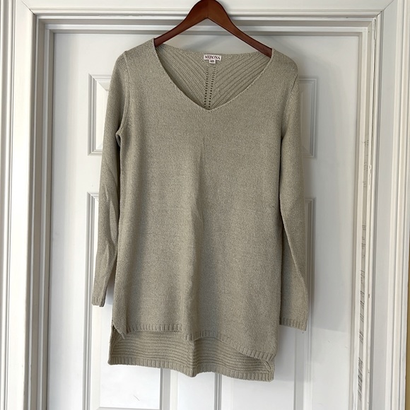 Merona, tan with gold flecks, tunic sweater, size Medium - Picture 1 of 4